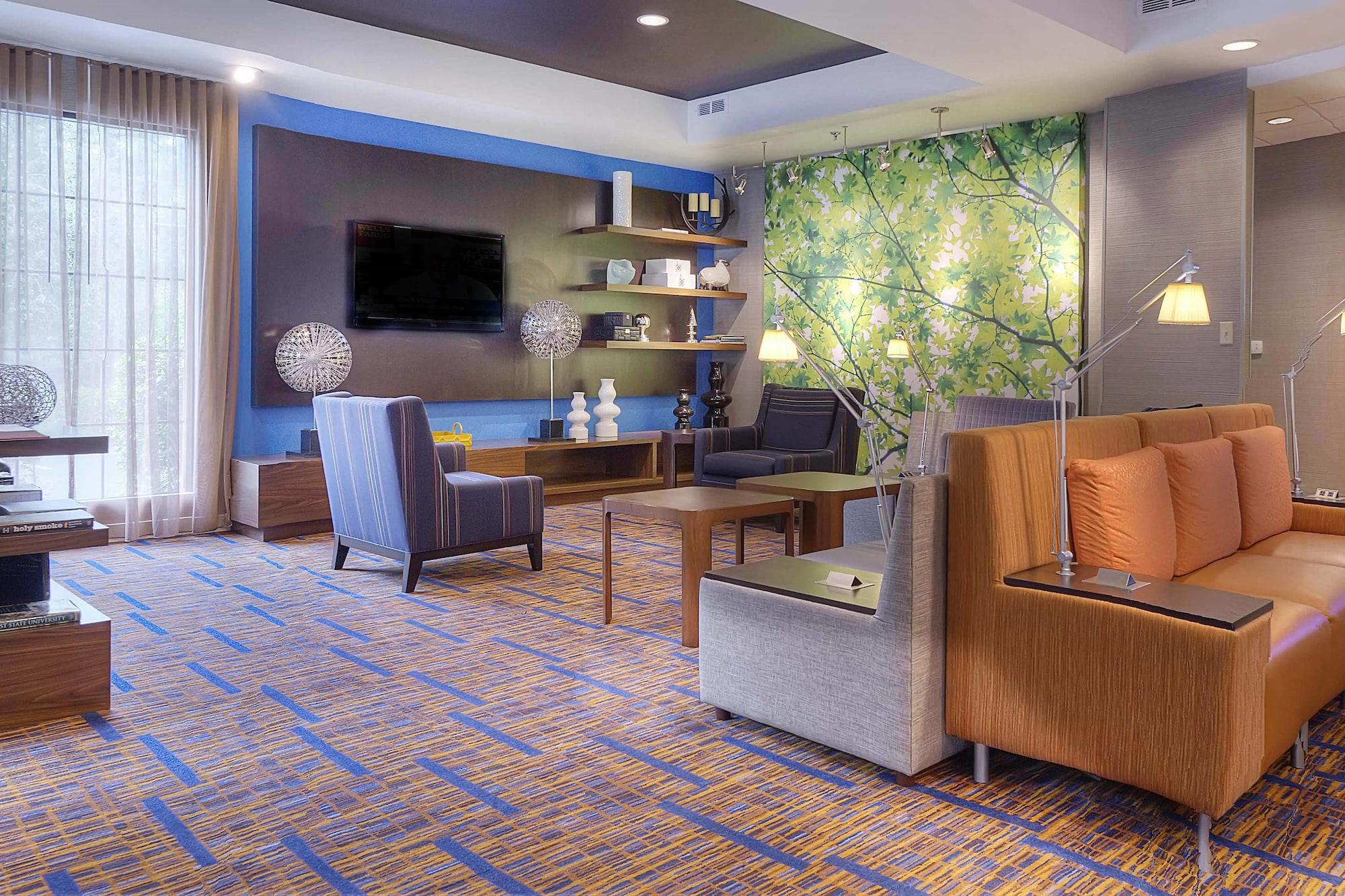 Courtyard Raleigh Crabtree Valley Экстерьер фото
