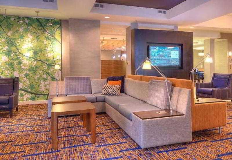 Courtyard Raleigh Crabtree Valley Экстерьер фото