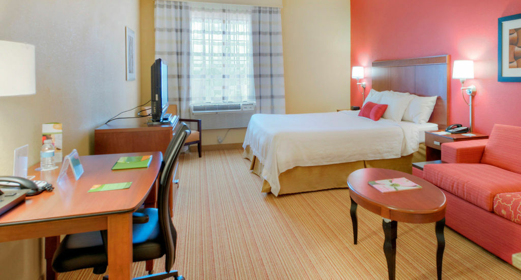 Courtyard Raleigh Crabtree Valley Экстерьер фото